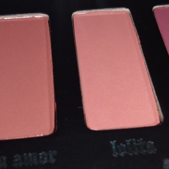 2 BNIB LOLITA & POR VIDA PALETTES. U get both ready 2 go!  Will split 65$ - Picture 4 of 13